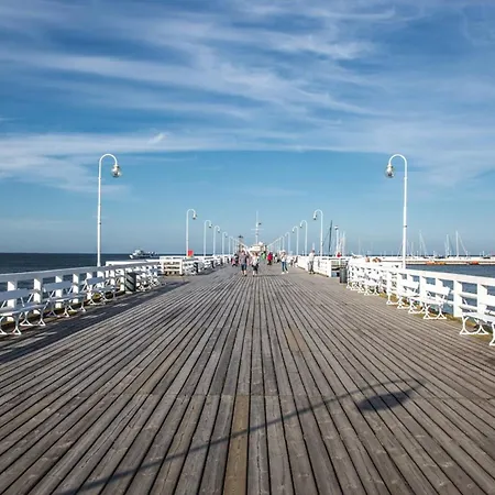 Апартаменти Family & Friends, 70 M2 Balcony, Only 3 Min To The Beach! Free Parking Сопот