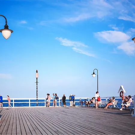 Family & Friends, 70 M2 Balcony, Only 3 Min To The Beach! Free Parking * Сопот