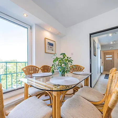Family & Friends, 70 M2 Balcony, Only 3 Min To The Beach! Free Parking Сопот