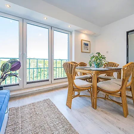 Family & Friends, 70 M2 Balcony, Only 3 Min To The Beach! Free Parking * Сопот